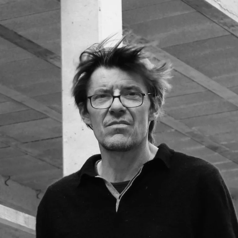 francis guerrier sculpteur sur metal