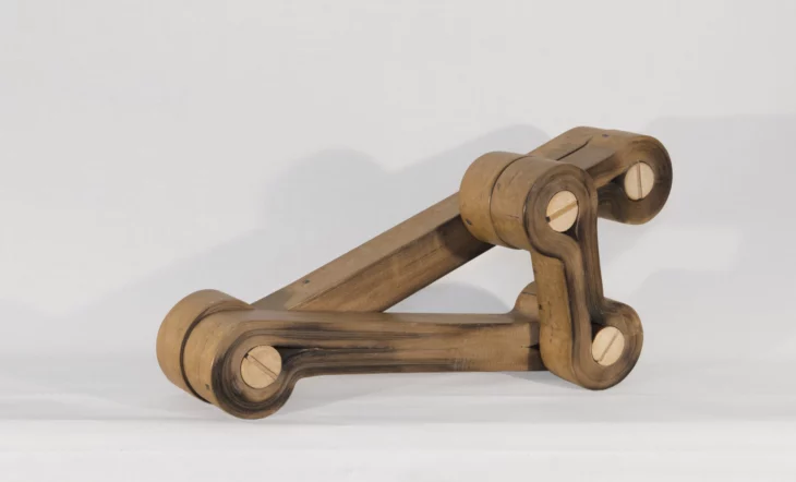 sculpture contemporaine en compression de papier kraft de jean-francois auber disponible a la vente sur artmourier.com