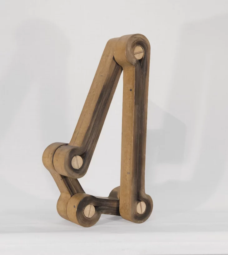 sculpture contemporaine en compression de papier kraft de jean-francois auber disponible a la vente sur artmourier.com