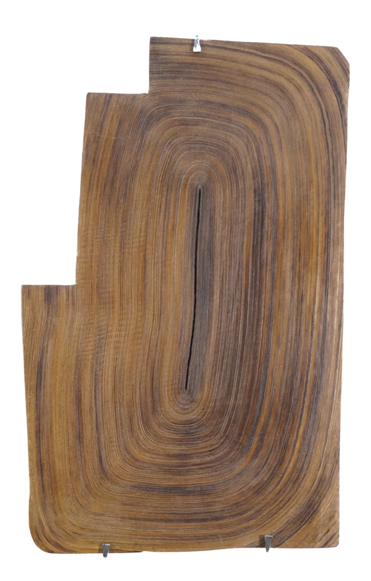 sculpture contemporaine murale en compression de papier kraft de jean-francois auber disponible a la vente sur artmourier.com